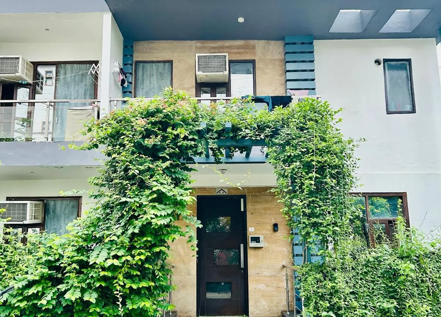 Lyt Hostel Gurgaon India