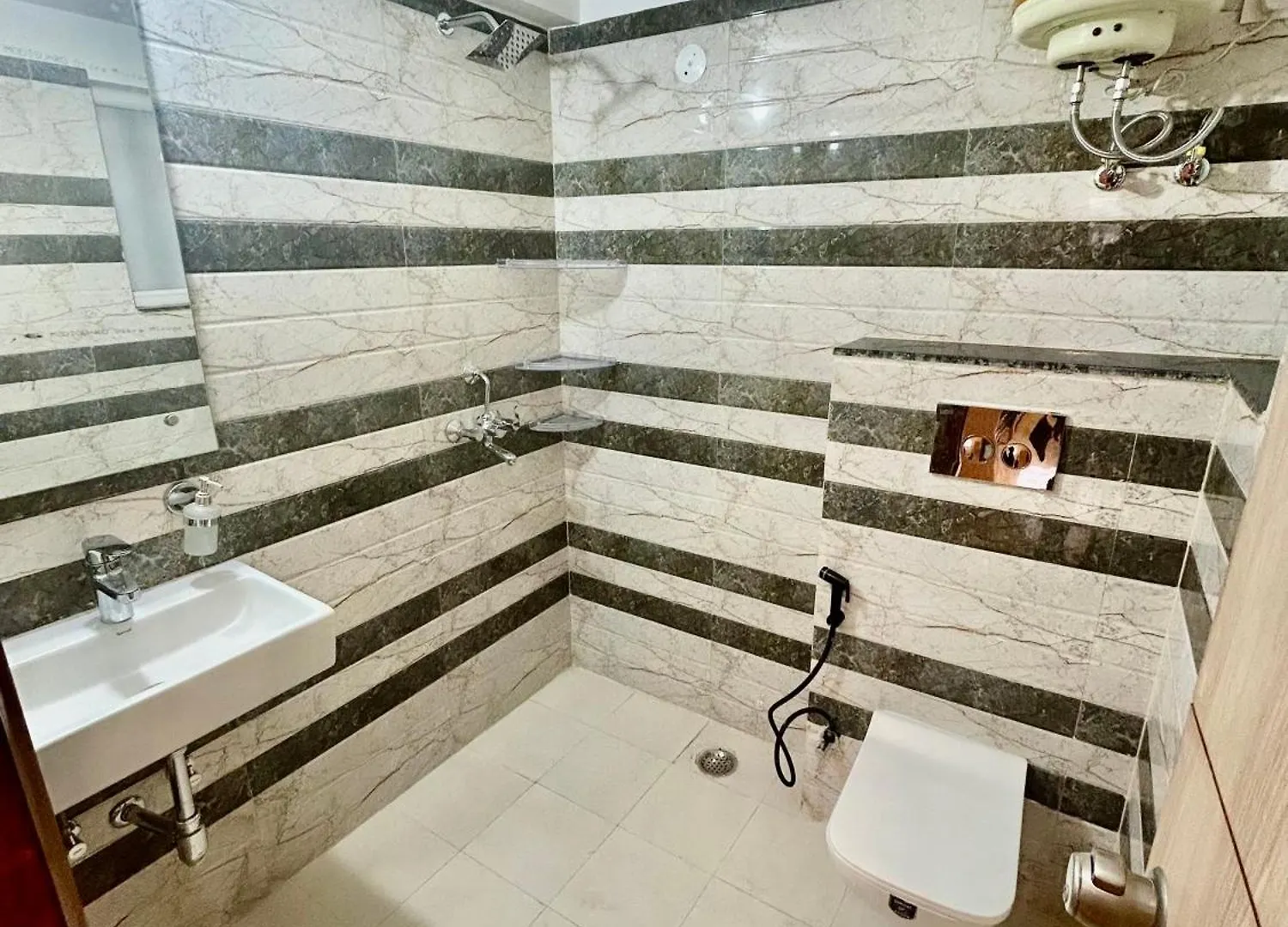 Lyt Hostel Gurgaon India