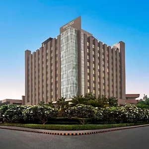 5* Hotel Doubletree By Hilton Gurugram Baani Square