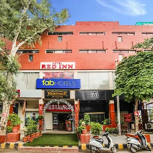 3* Hotel Red